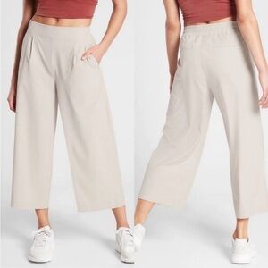 Athleta Wide Leg Cropped Pants in Light Beige